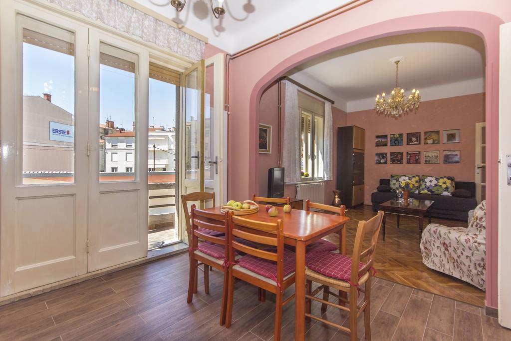 Spacious & Smart Center Apartment Pula Kamer foto