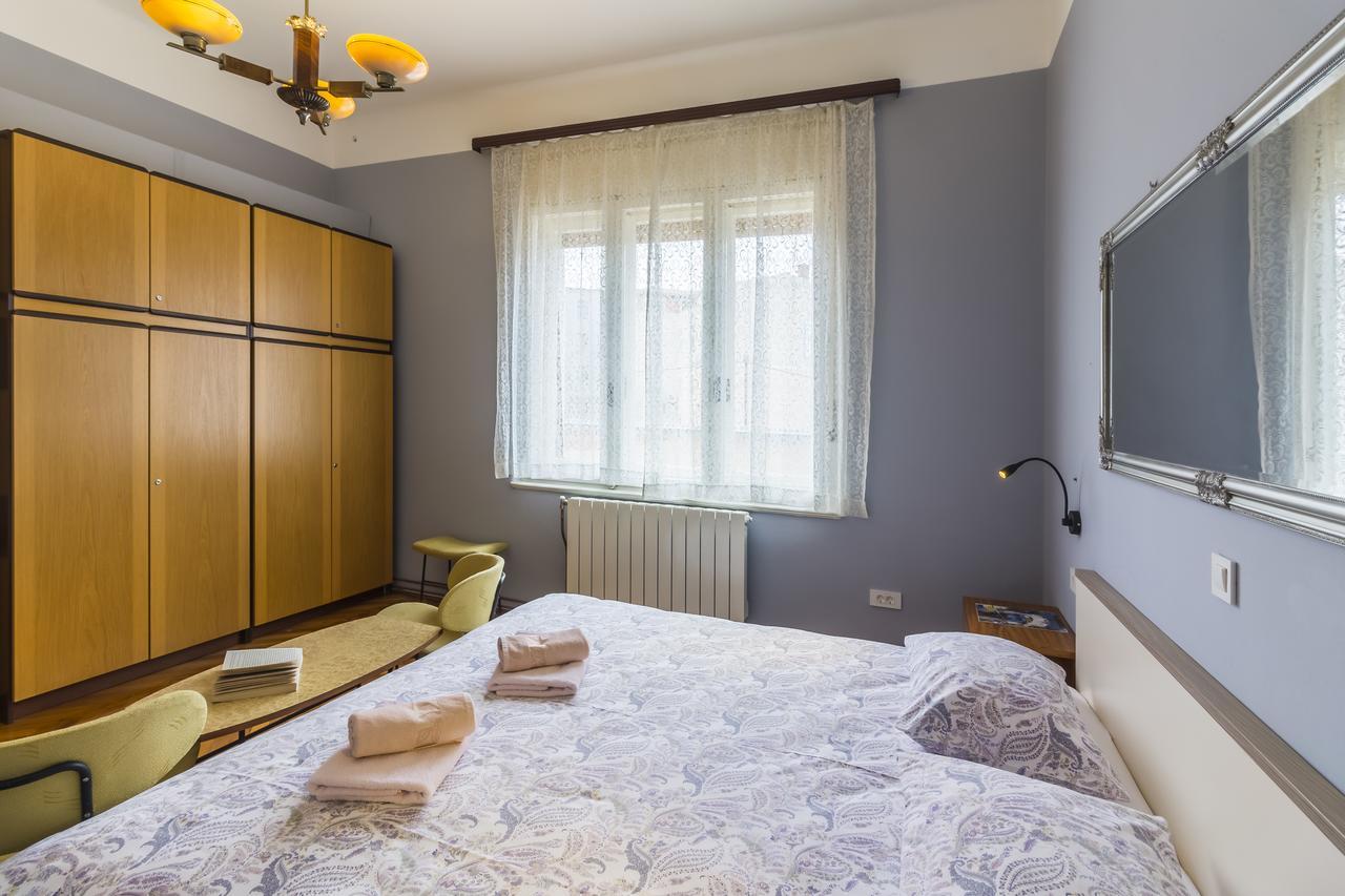 Spacious & Smart Center Apartment Pula Buitenkant foto