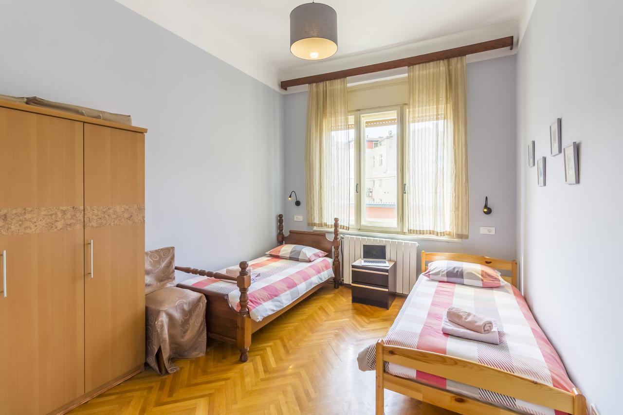 Spacious & Smart Center Apartment Pula Buitenkant foto